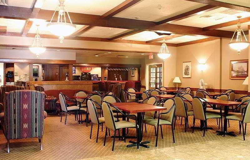 Toronto East Inn المطعم الصورة